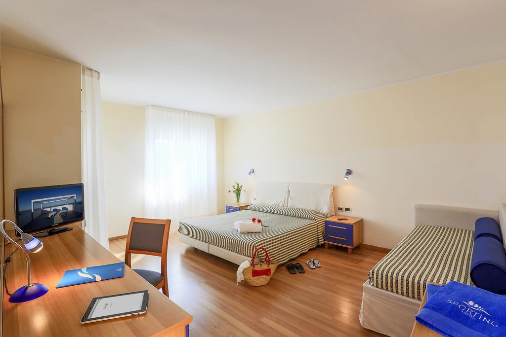 Hotel Sporting 카살보르디노 객실 사진